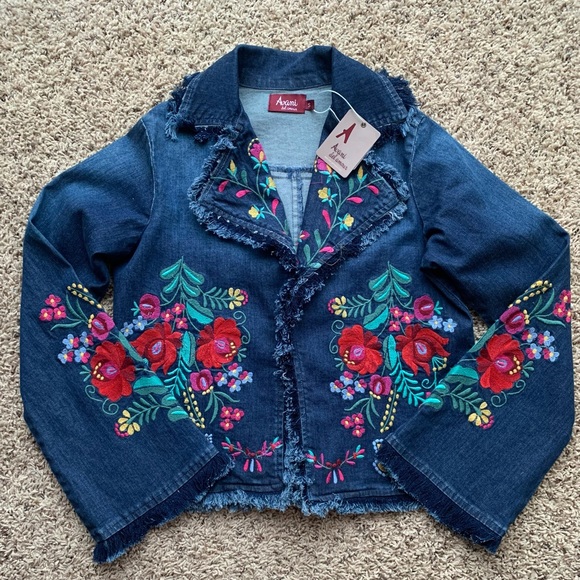AVANI DEL AMOUR EMBROIDERED JEAN JACKET NWT Flowers Fringed Flared Sleeves SZ S - Picture 2 of 12